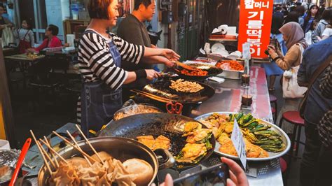 홍대 먹거리: 맛과 문화의 교차로에서 펼쳐지는 이야기